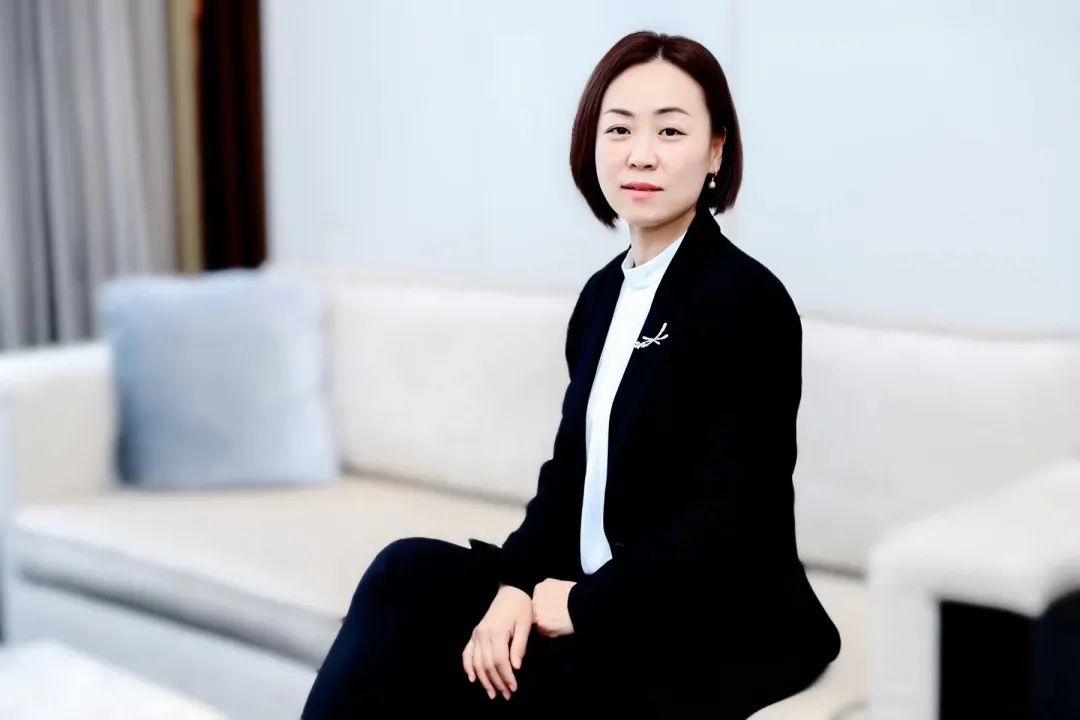 白会长.jpg 皇冠体育